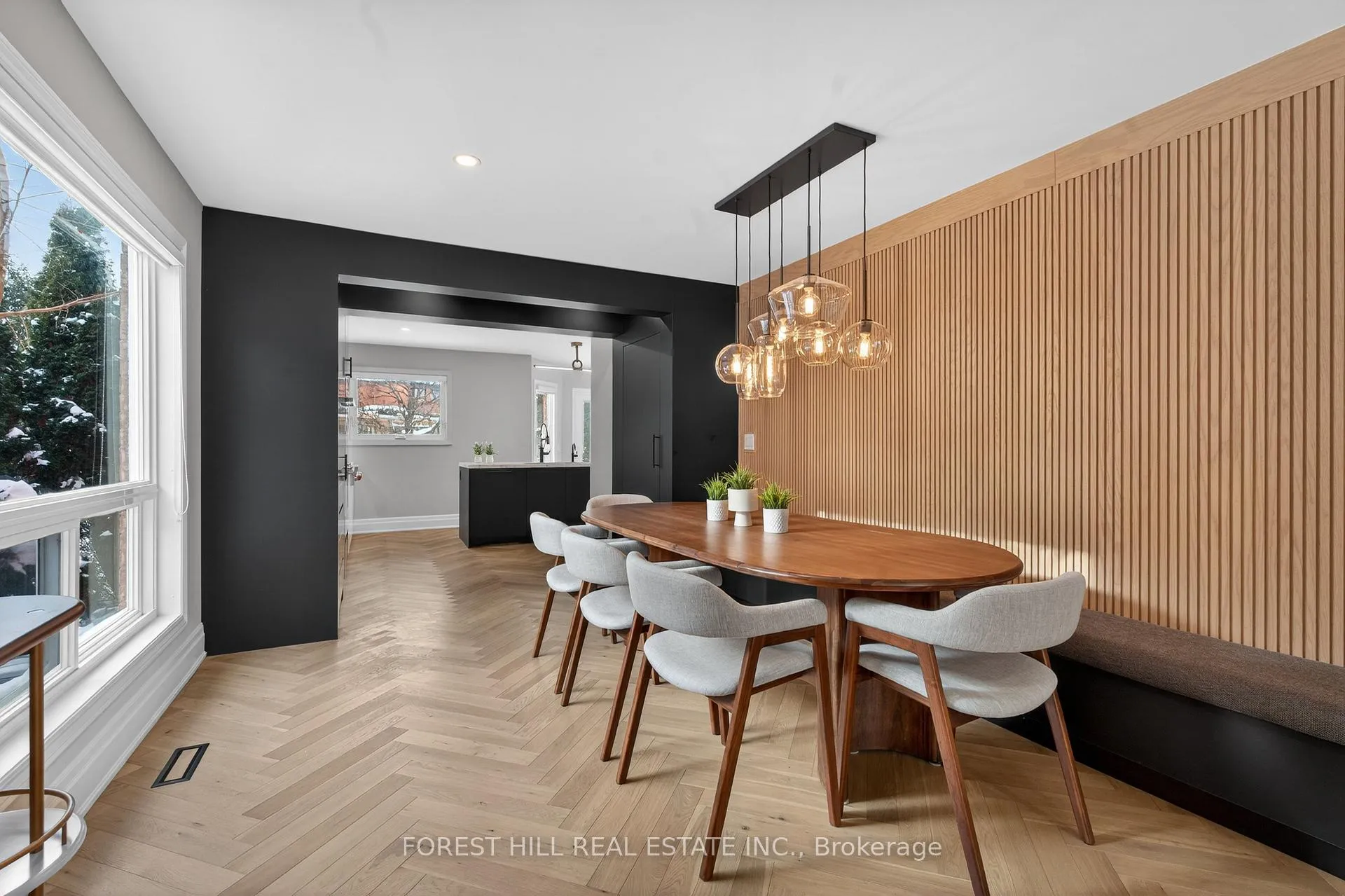 Photo 8 of 16 Casson Place, Markham, Unionville — HOMEH