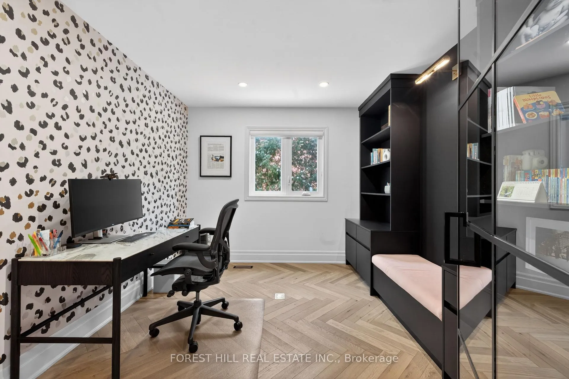 Photo 20 of 16 Casson Place, Markham, Unionville — HOMEH