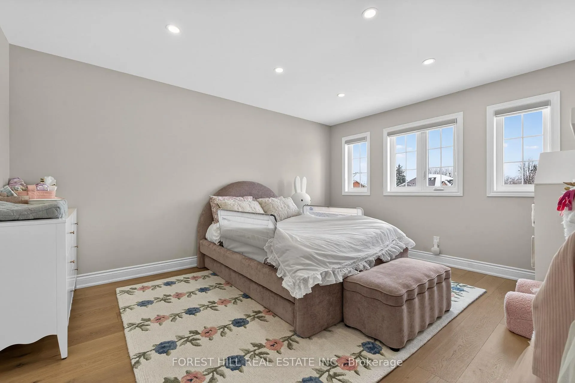 Photo 25 of 16 Casson Place, Markham, Unionville — HOMEH