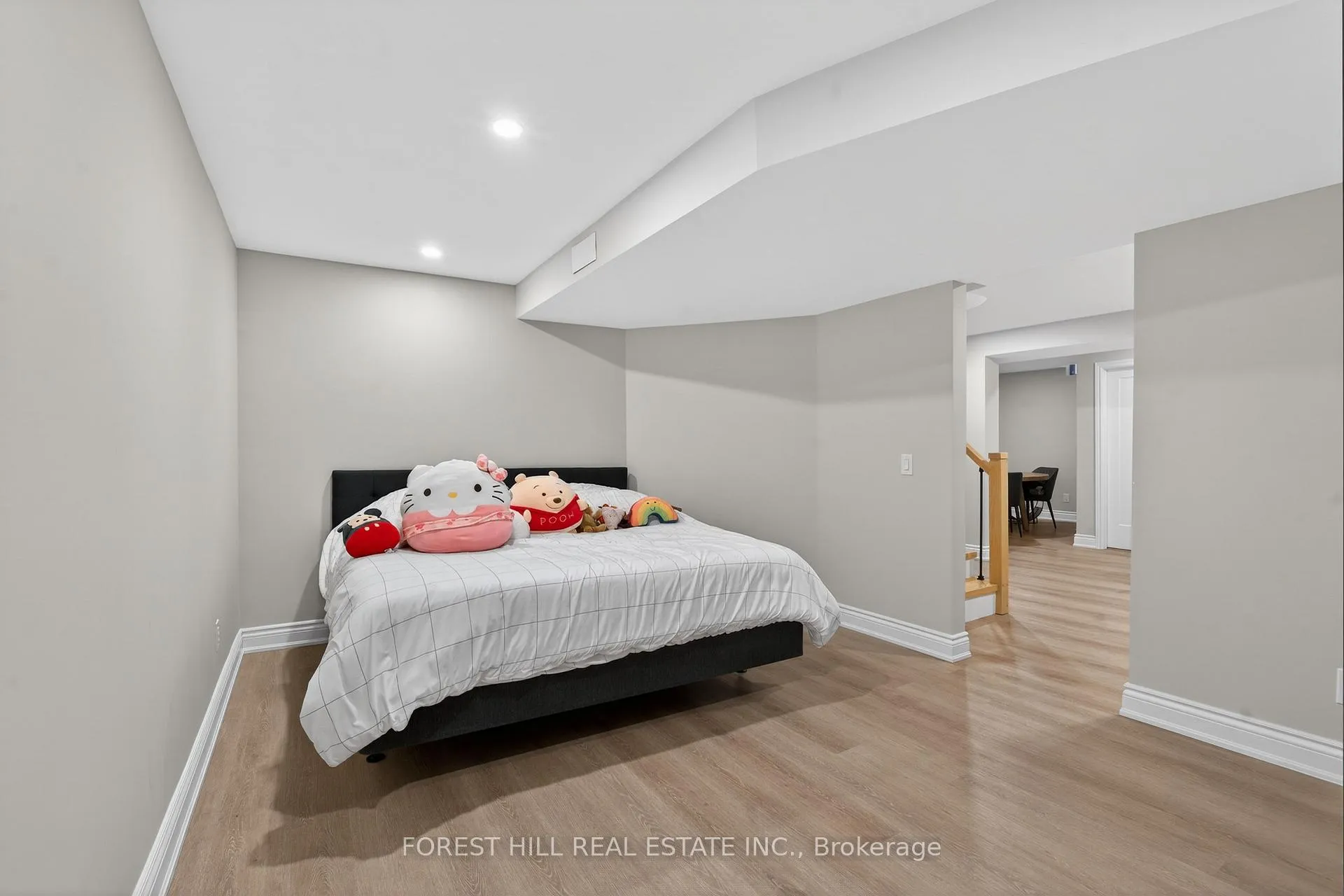 Photo 30 of 16 Casson Place, Markham, Unionville — HOMEH
