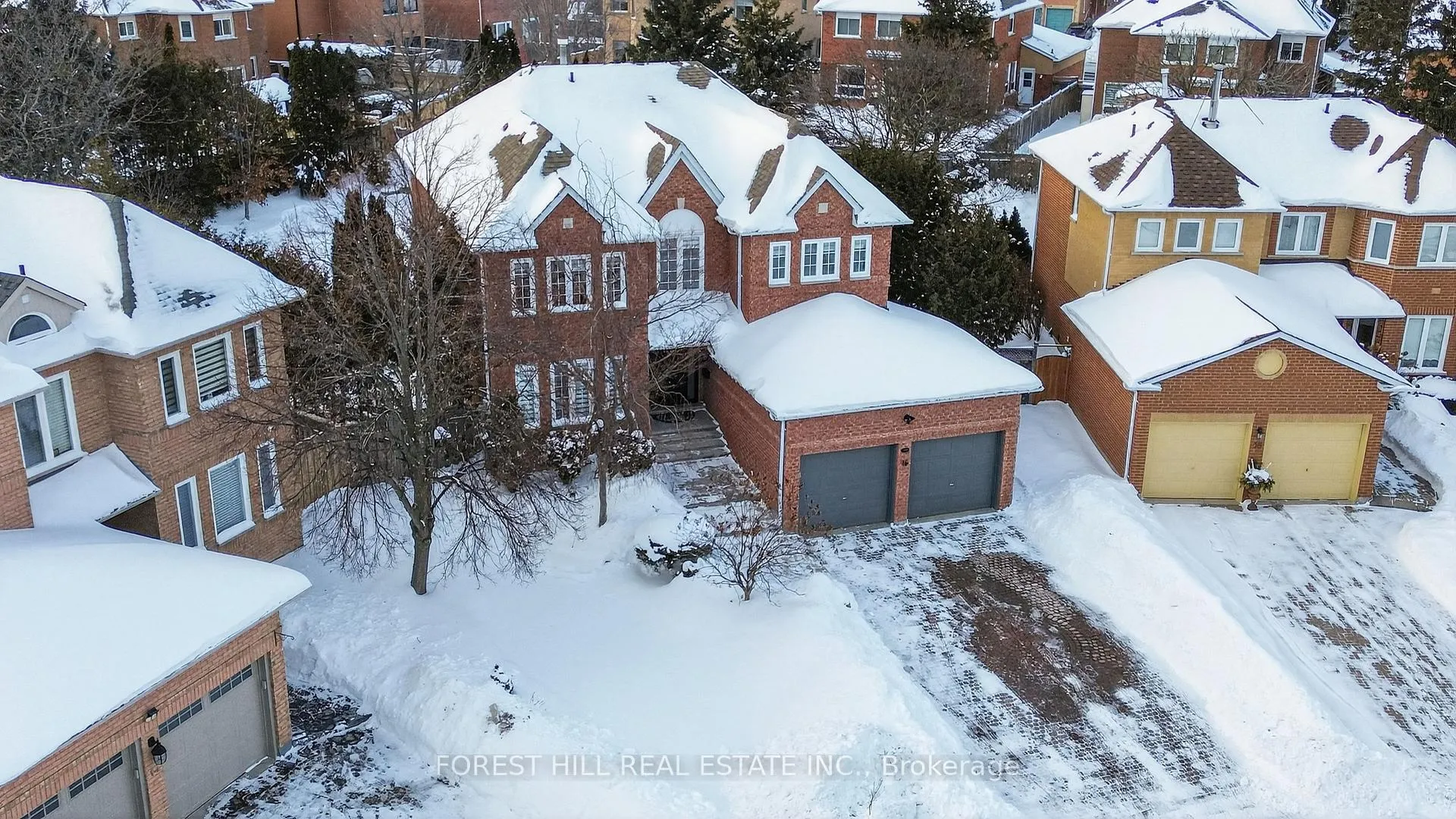 Photo 38 of 16 Casson Place, Markham, Unionville — HOMEH