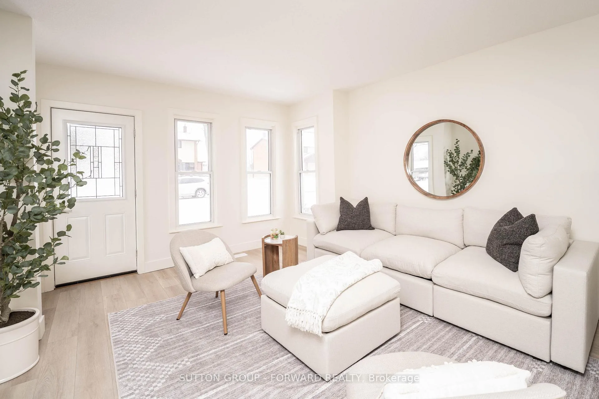 Photo 4 of 65 Myrtle Street, Aylmer — HOMEH