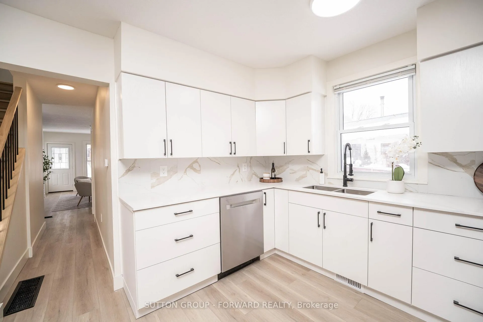 Photo 11 of 65 Myrtle Street, Aylmer — HOMEH
