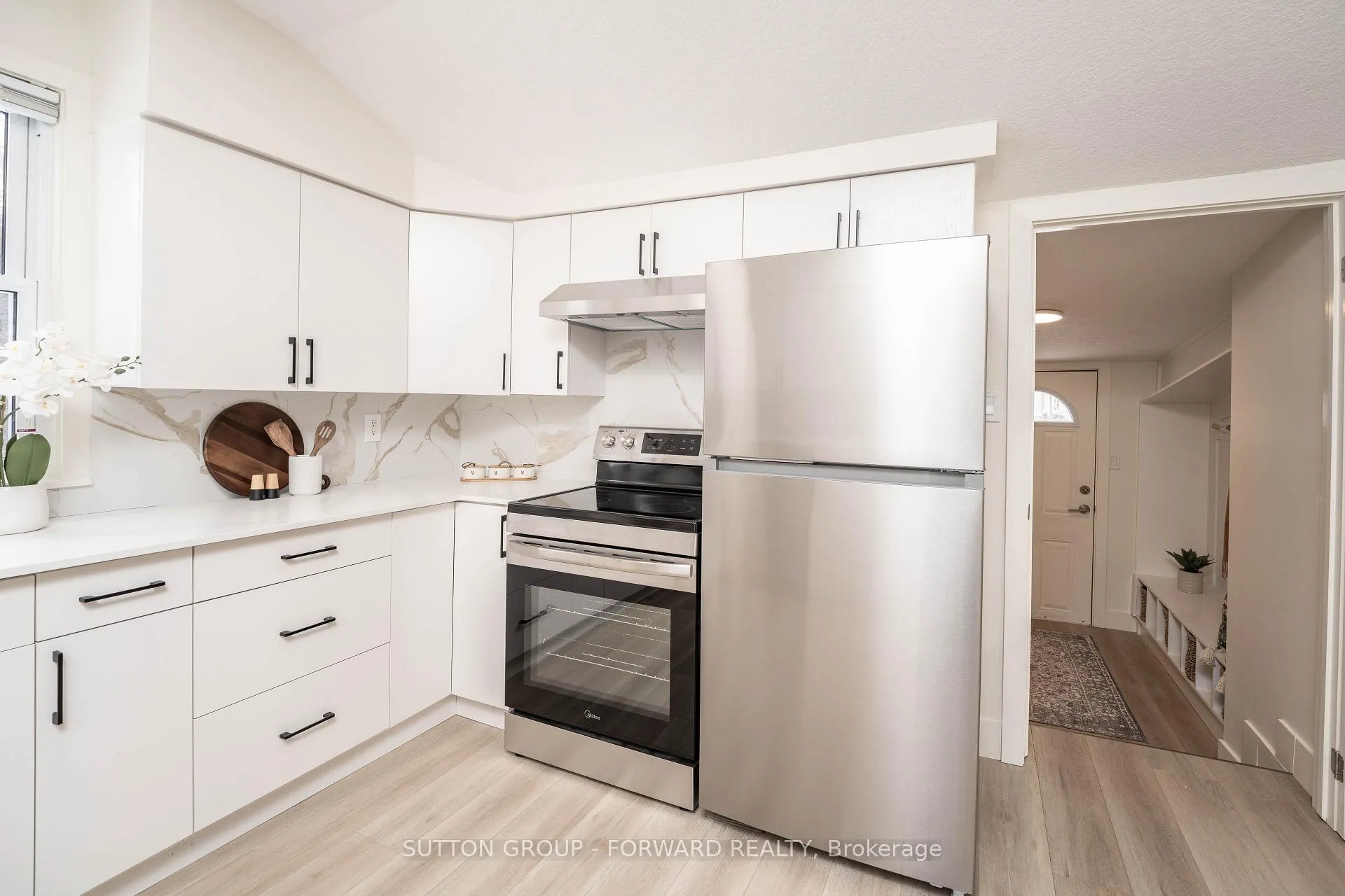 Photo 13 of 65 Myrtle Street, Aylmer — HOMEH