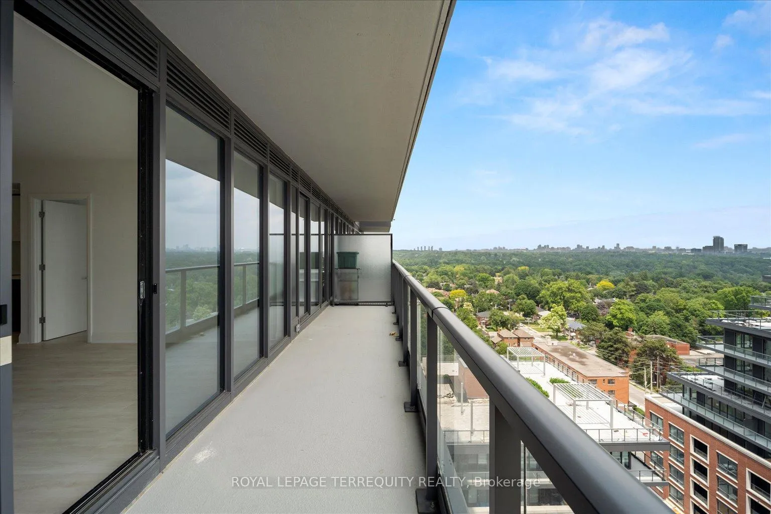 Photo 25 of Unit 1406, 33 Frederick Todd Way, Toronto, Thorncliffe Park — HOMEH