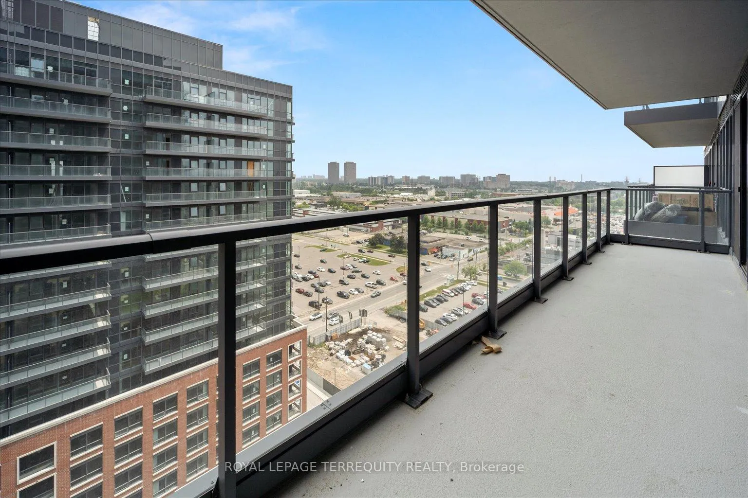 Photo 28 of Unit 1406, 33 Frederick Todd Way, Toronto, Thorncliffe Park — HOMEH