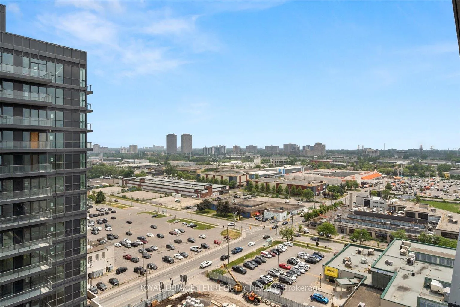 Photo 30 of Unit 1406, 33 Frederick Todd Way, Toronto, Thorncliffe Park — HOMEH