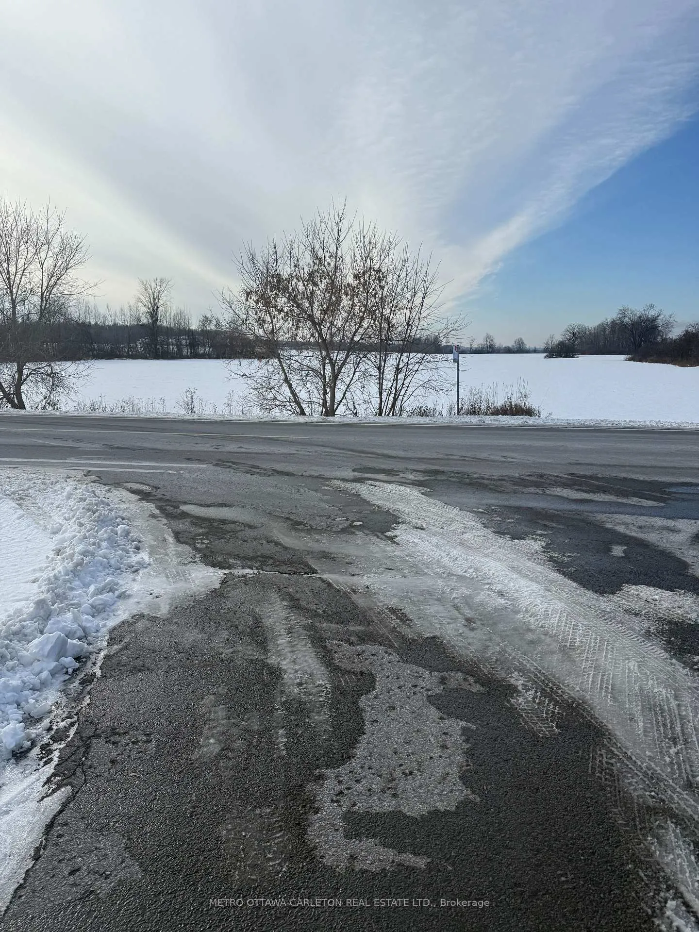 Photo 1 of 2400 Roger Stevens Drive, Ottawa, North Gower — HOMEH