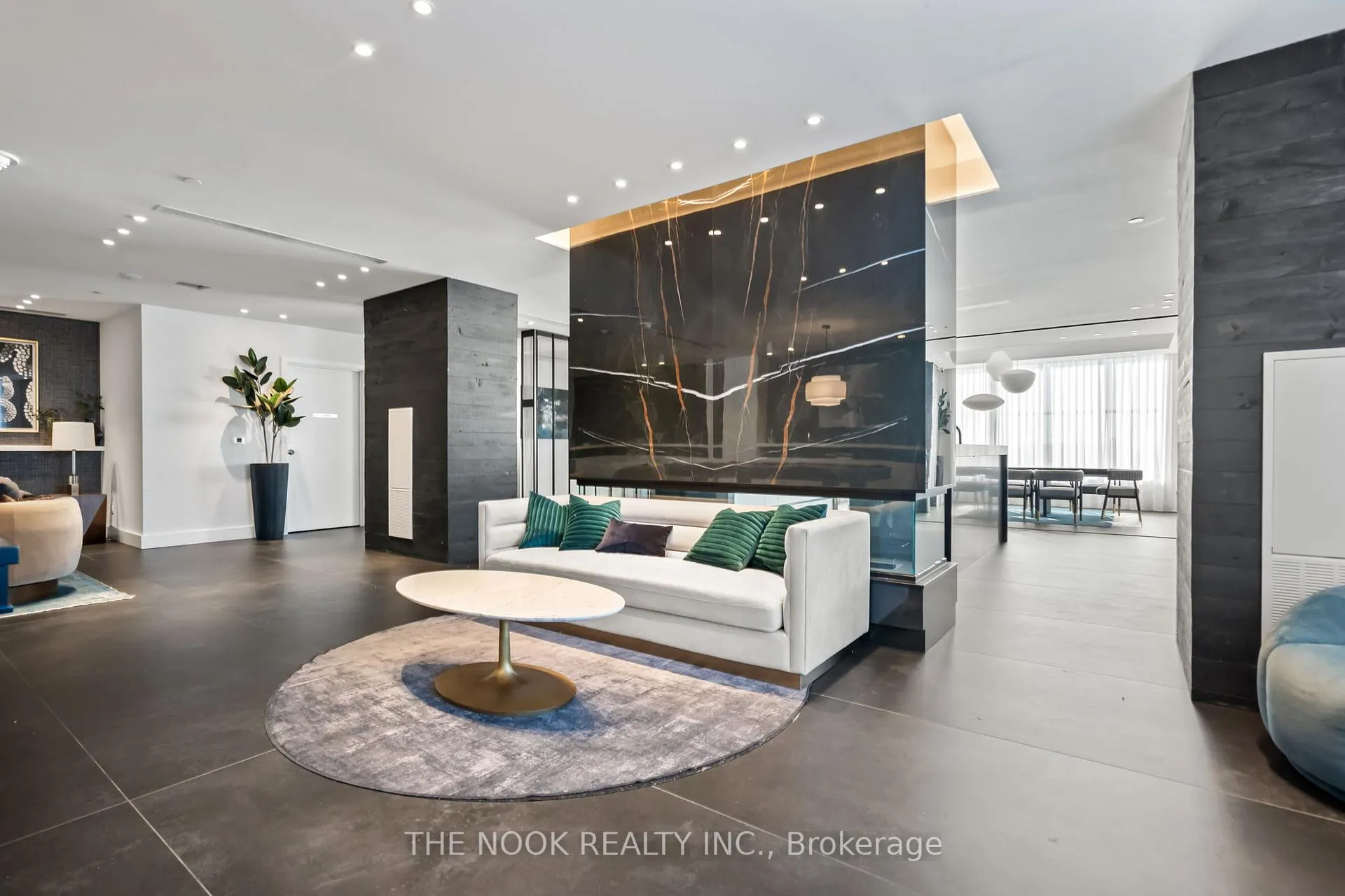 Photo 4 of Unit 1612, 1480 Bayly Street, Pickering, Bay Ridges — HOMEH