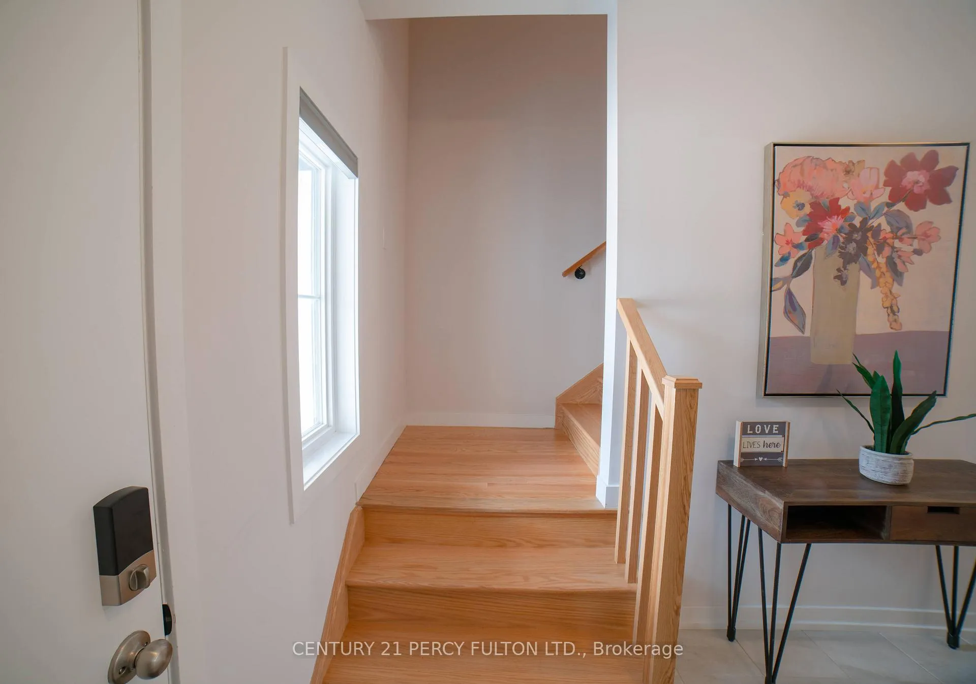 Photo 18 of 54 Trailside Drive, Norfolk — HOMEH