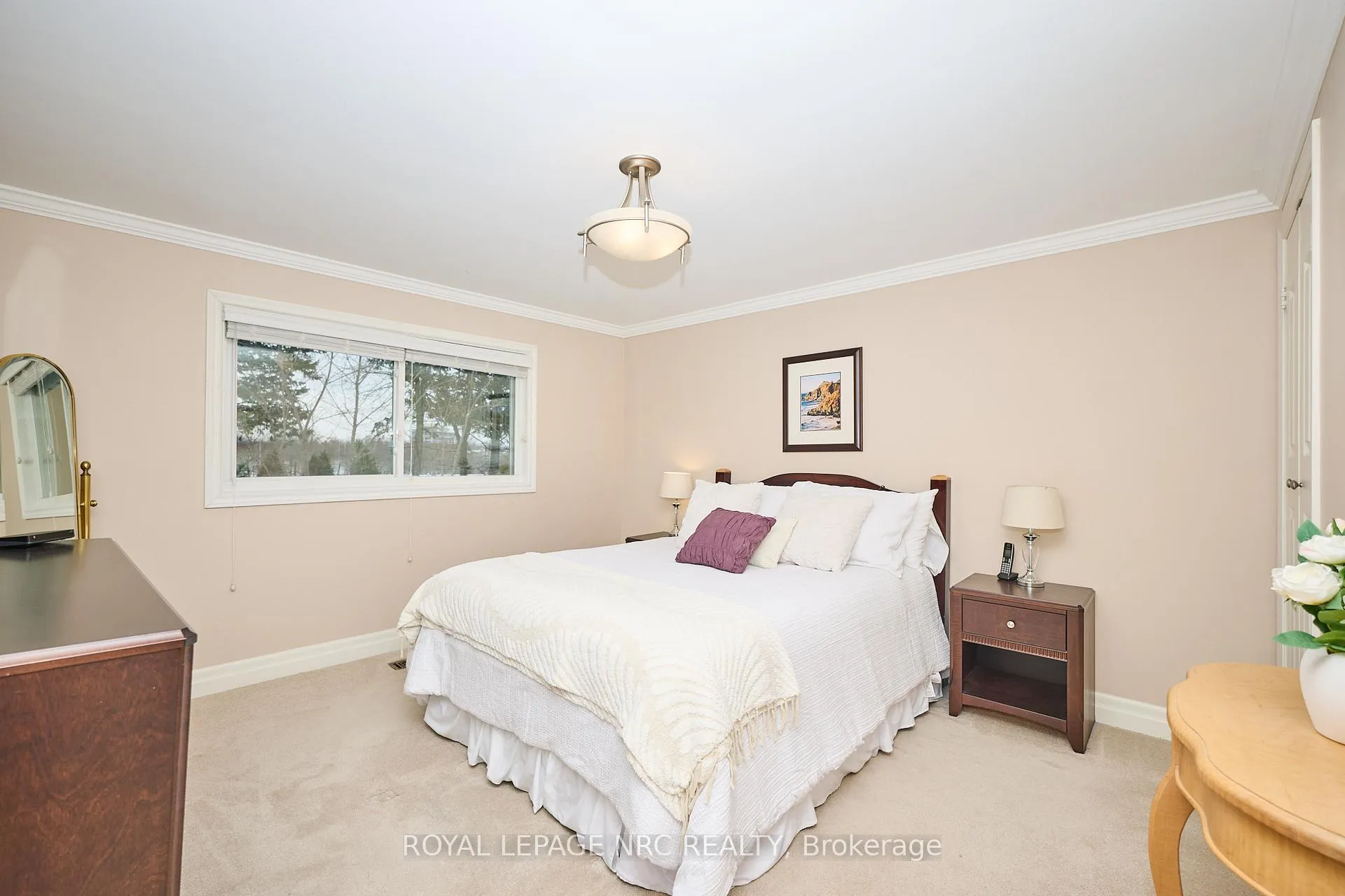 Photo 11 of 29 Westgate Park Drive, St. Catharines, Lakeshore — HOMEH