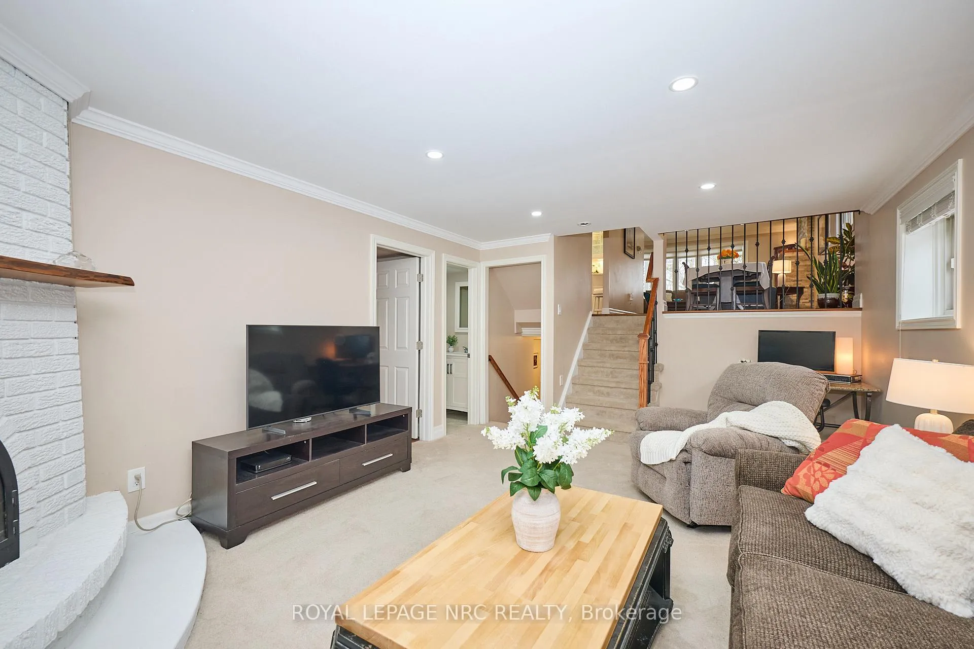 Photo 17 of 29 Westgate Park Drive, St. Catharines, Lakeshore — HOMEH