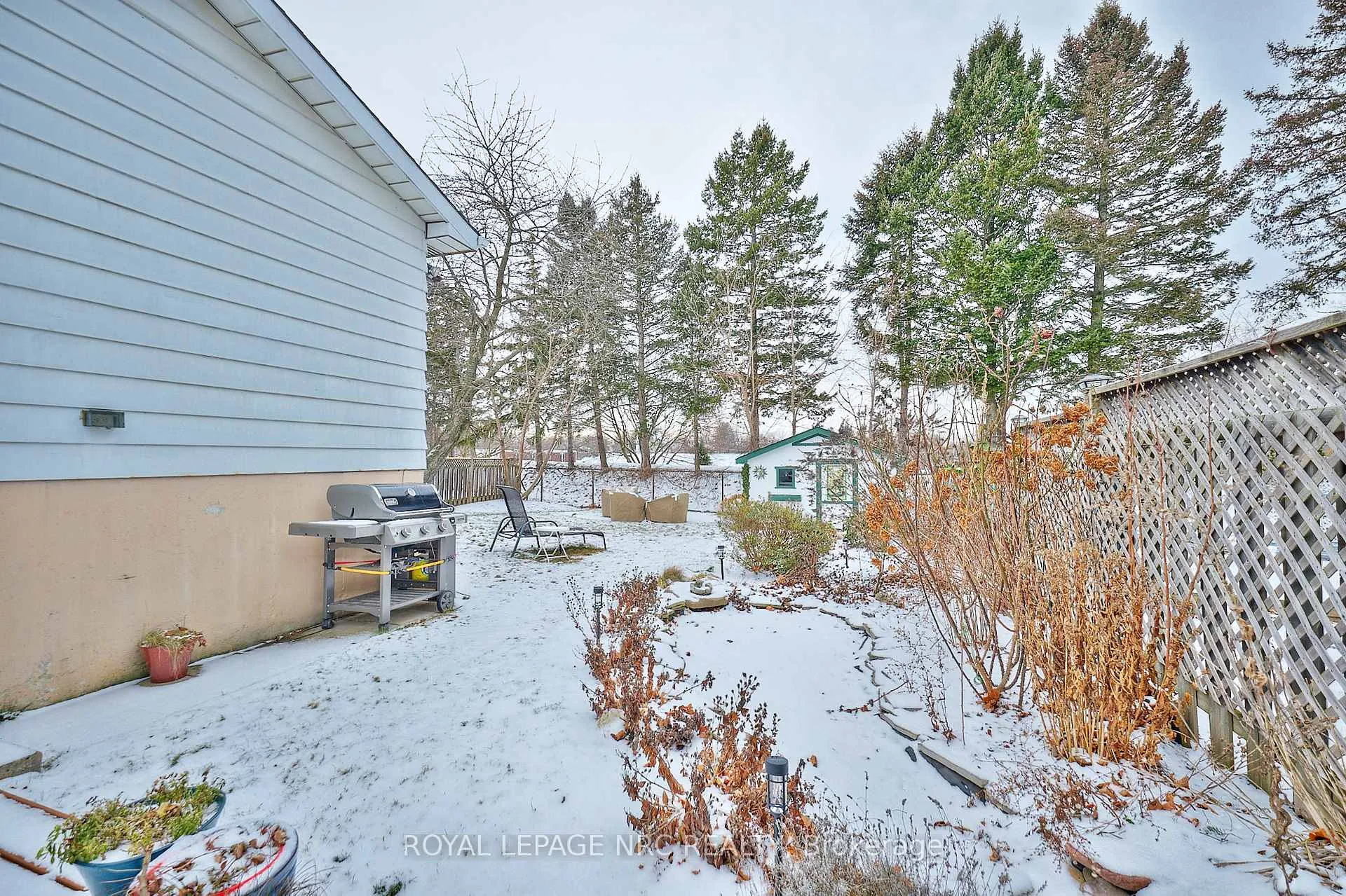 Photo 24 of 29 Westgate Park Drive, St. Catharines, Lakeshore — HOMEH