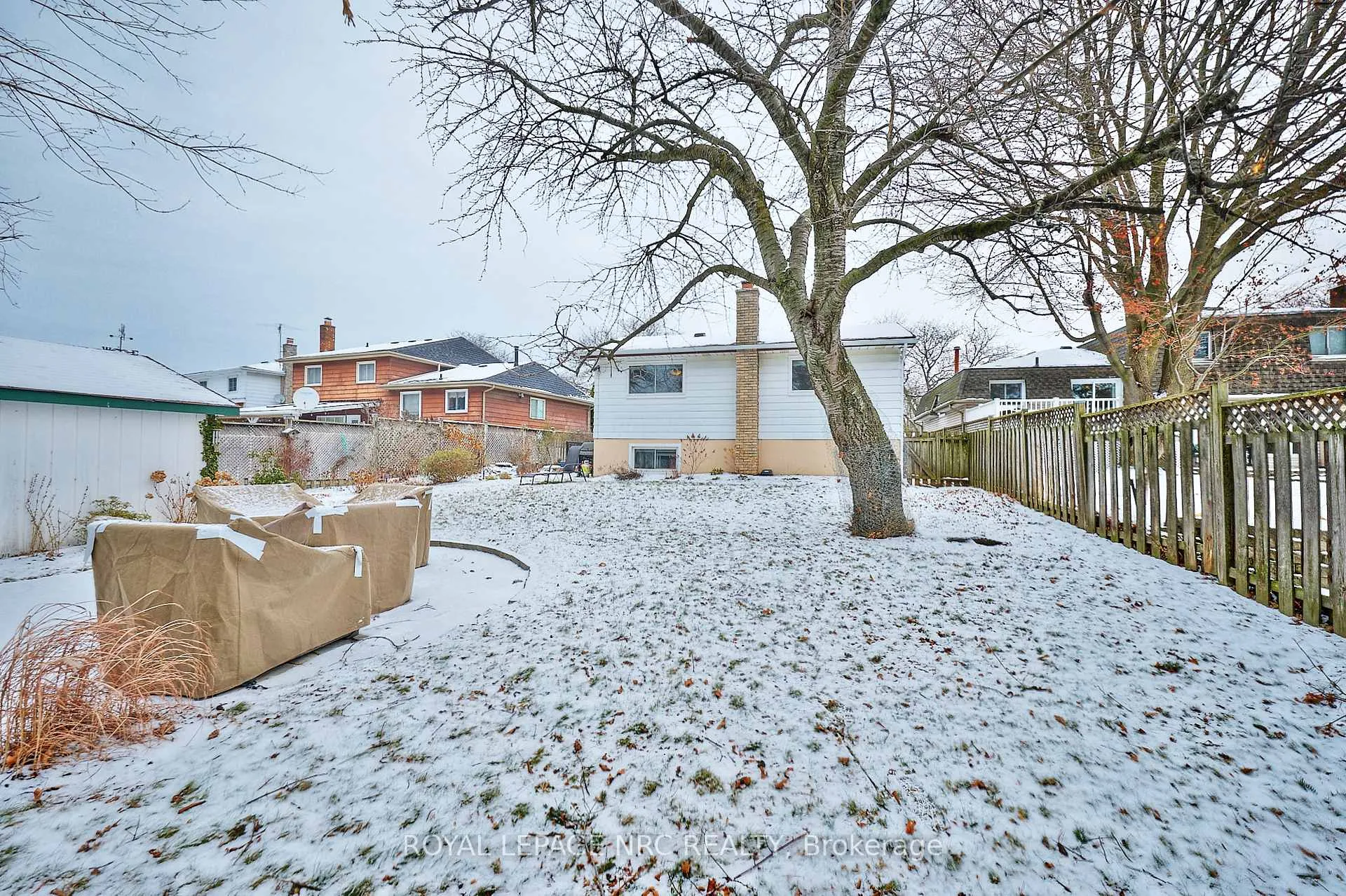 Photo 26 of 29 Westgate Park Drive, St. Catharines, Lakeshore — HOMEH