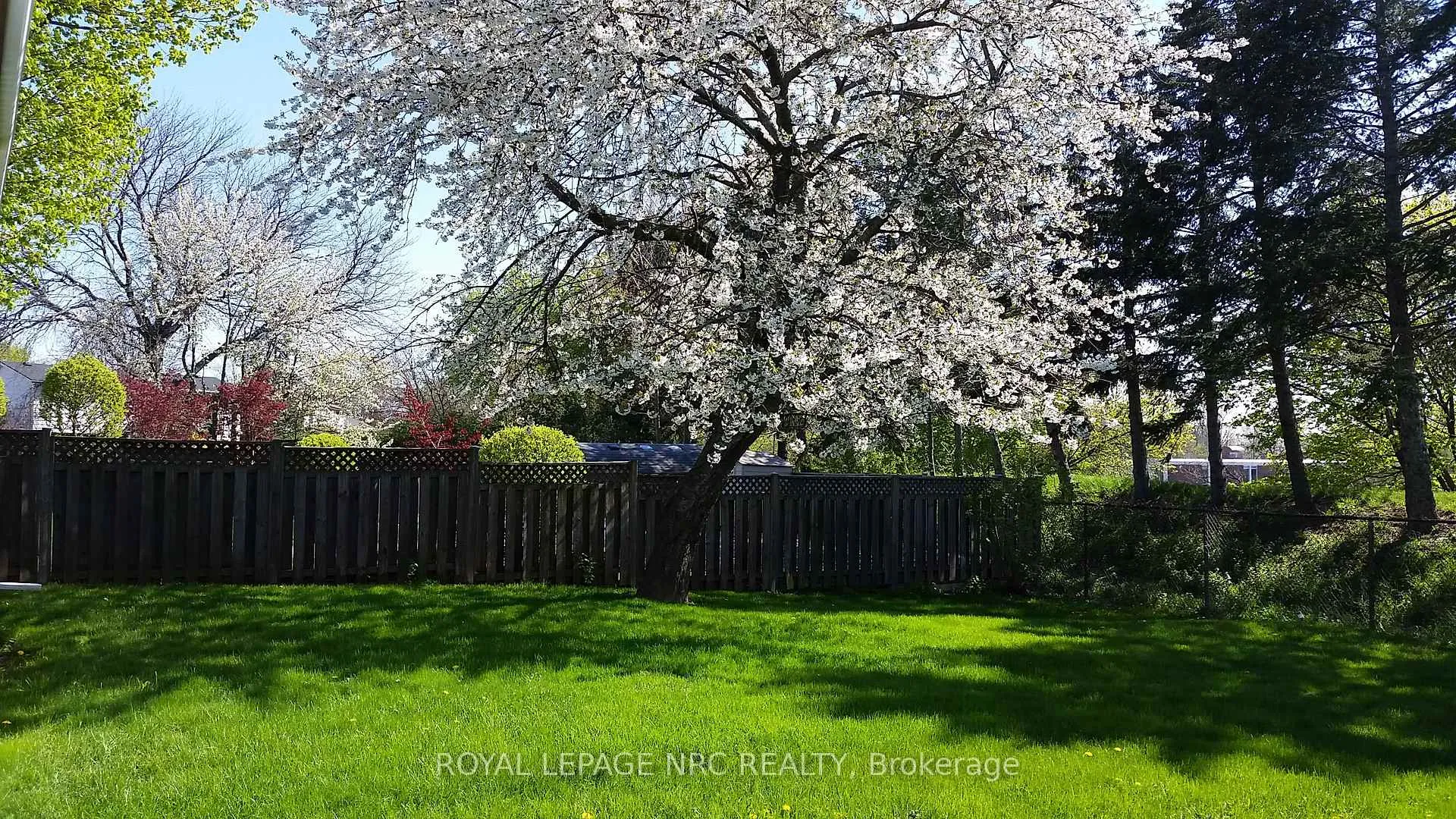 Photo 32 of 29 Westgate Park Drive, St. Catharines, Lakeshore — HOMEH