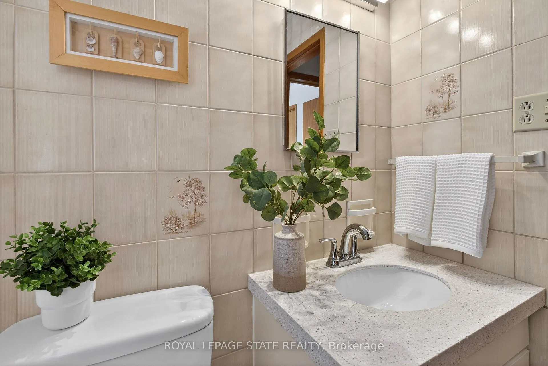 Photo 19 of 624 Seventh Avenue, Hamilton, Macassa — HOMEH