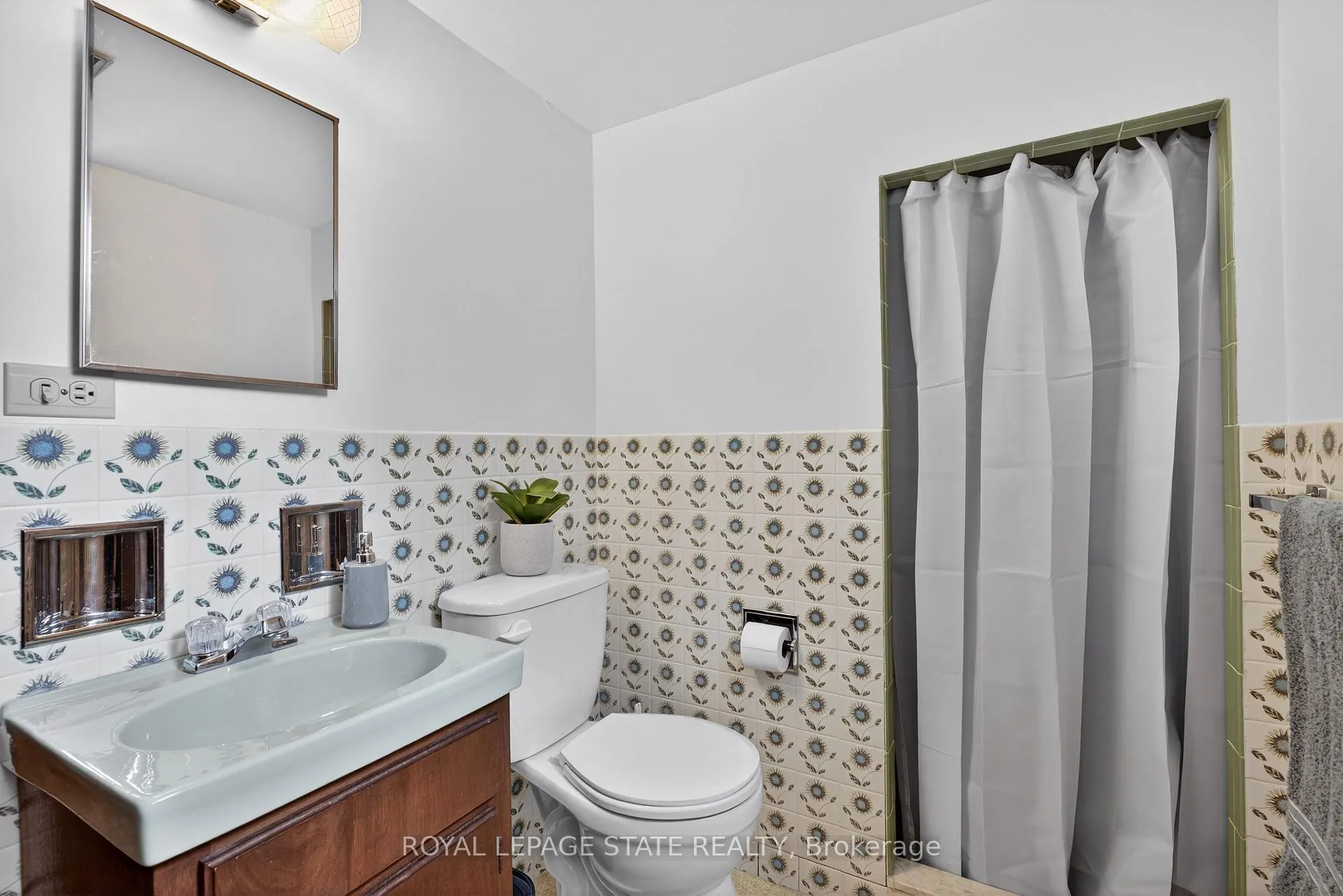 Photo 35 of 624 Seventh Avenue, Hamilton, Macassa — HOMEH