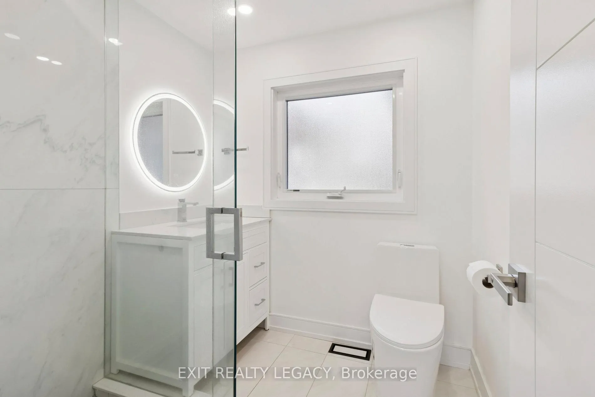 Photo 20 of 4 Oak Court, Aurora, Aurora Village — HOMEH