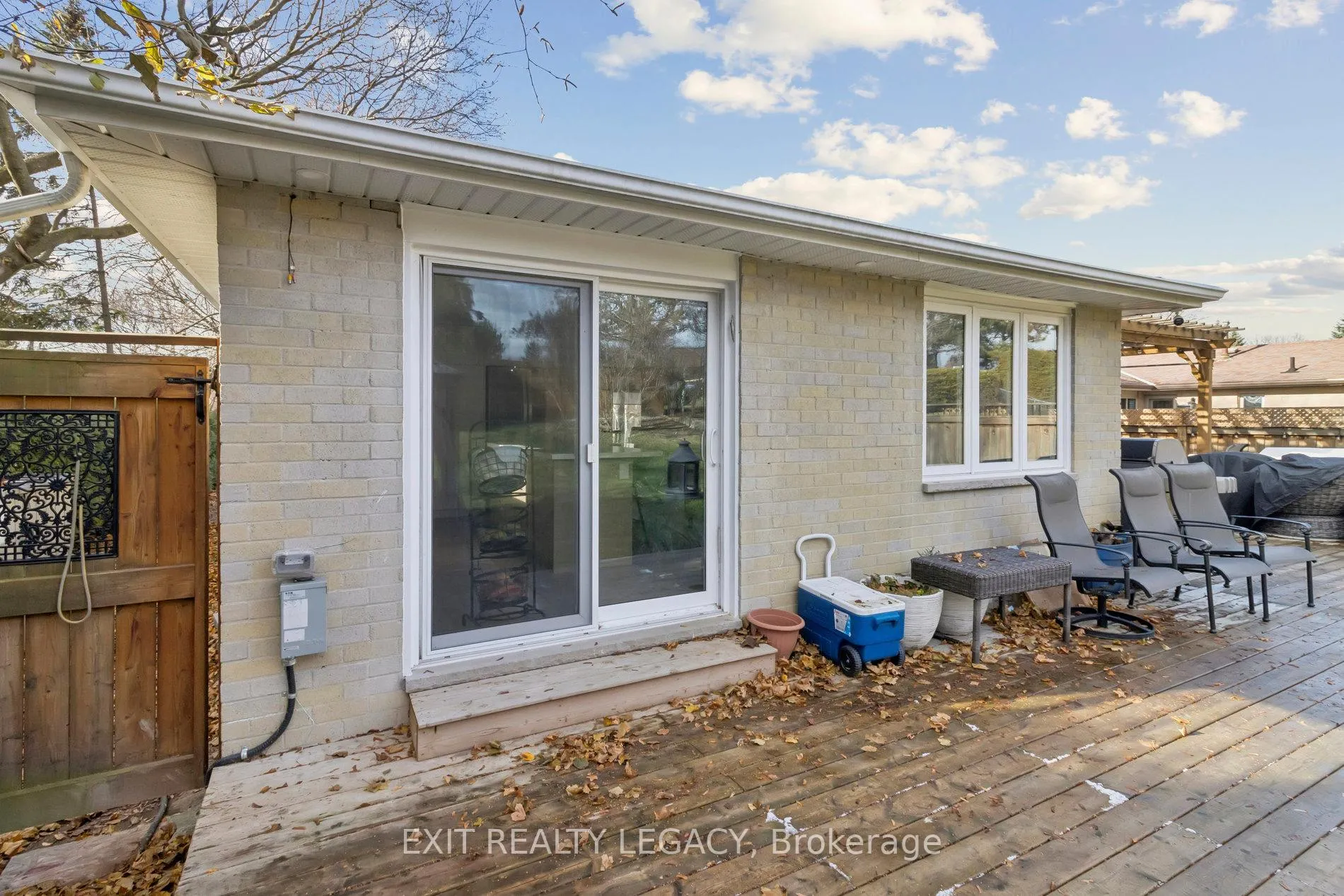 Photo 37 of 4 Oak Court, Aurora, Aurora Village — HOMEH