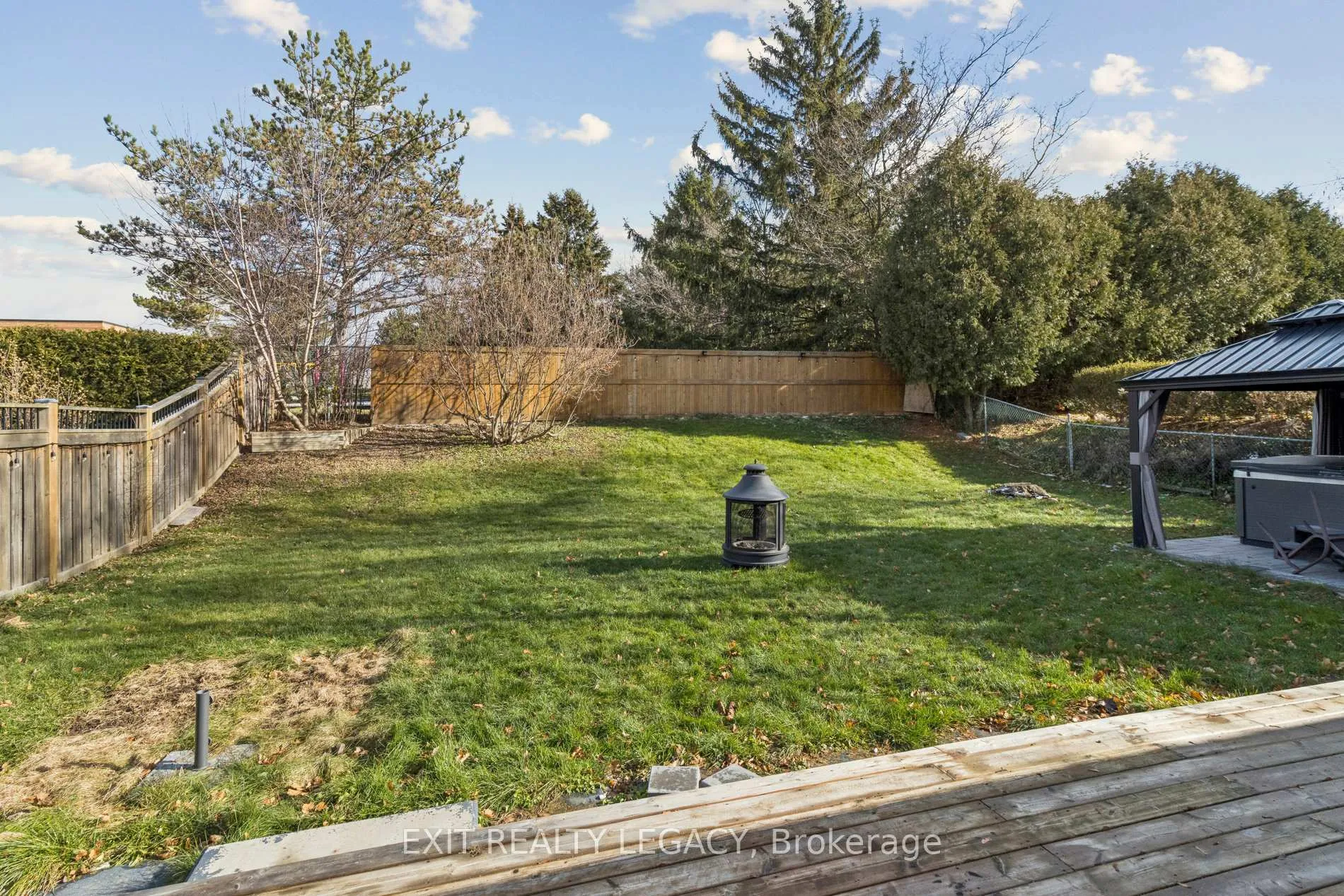 Photo 42 of 4 Oak Court, Aurora, Aurora Village — HOMEH
