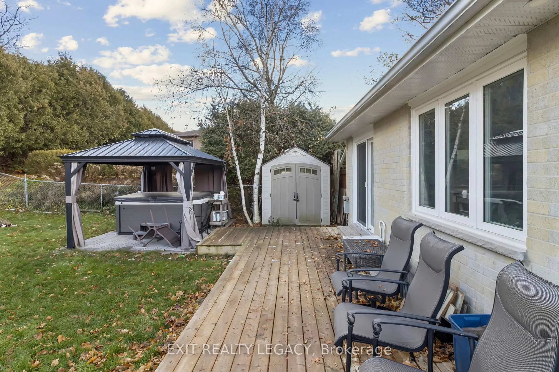 Photo 43 of 4 Oak Court, Aurora, Aurora Village — HOMEH