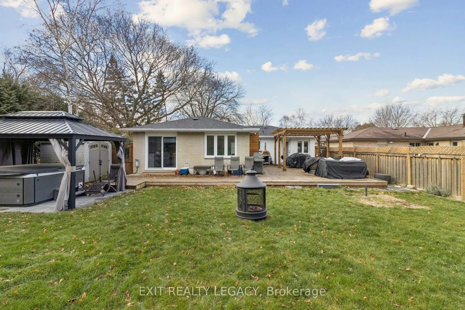 Photo 47 of 4 Oak Court, Aurora, Aurora Village — HOMEH