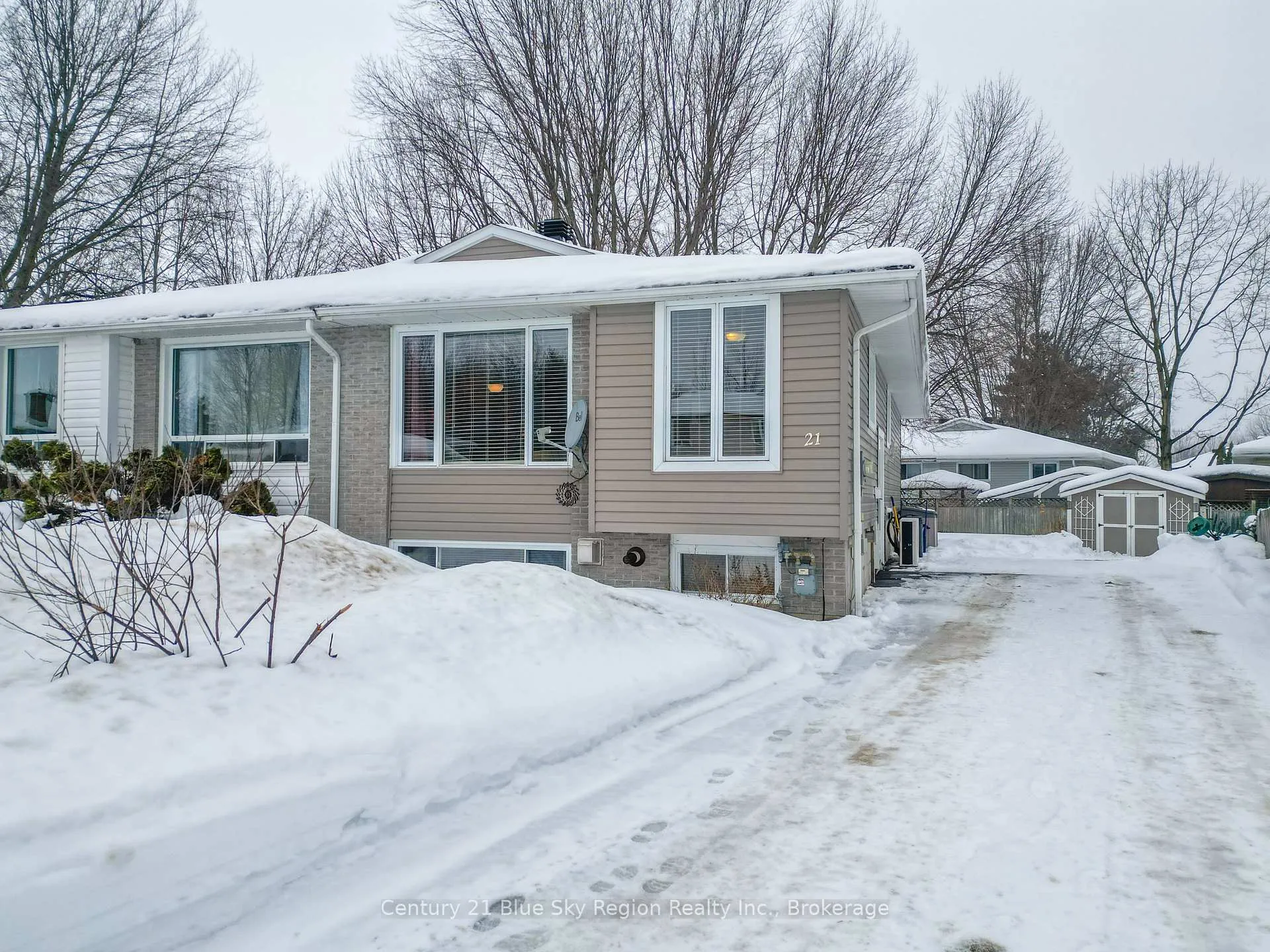 Front of 21 Rosedale Court