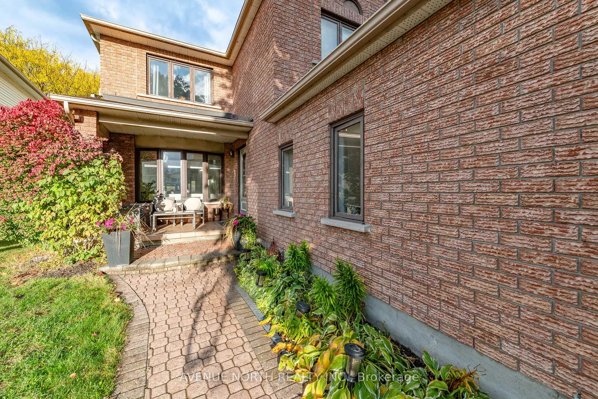 Photo 3 of 2163 Johnston Road, Ottawa, Hunt Club Park — HOMEH
