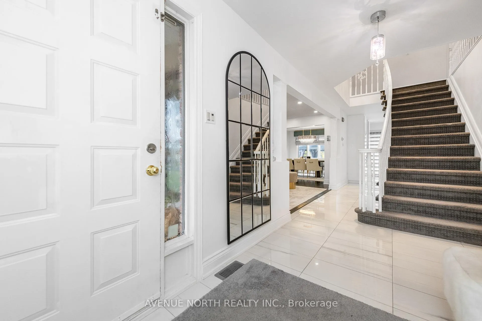 Photo 7 of 2163 Johnston Road, Ottawa, Hunt Club Park — HOMEH
