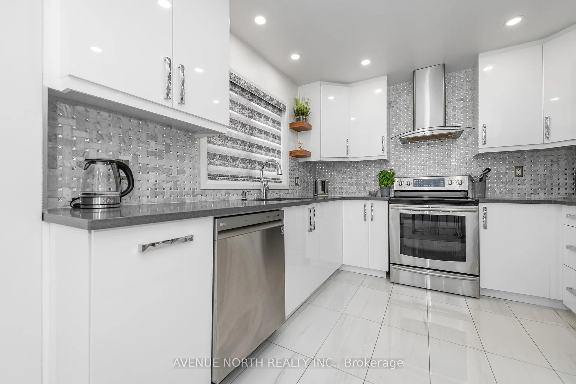 Photo 22 of 2163 Johnston Road, Ottawa, Hunt Club Park — HOMEH