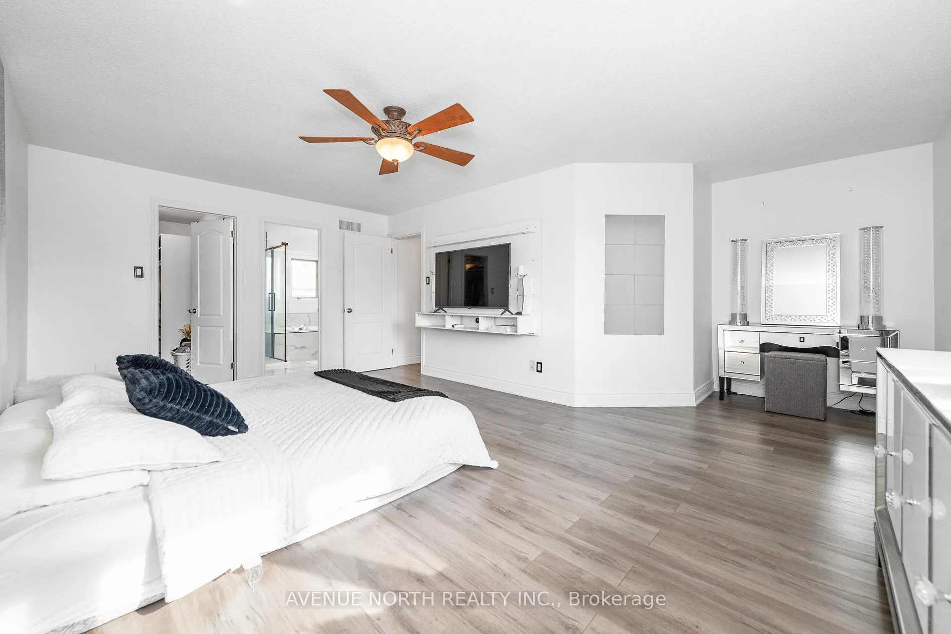 Photo 32 of 2163 Johnston Road, Ottawa, Hunt Club Park — HOMEH