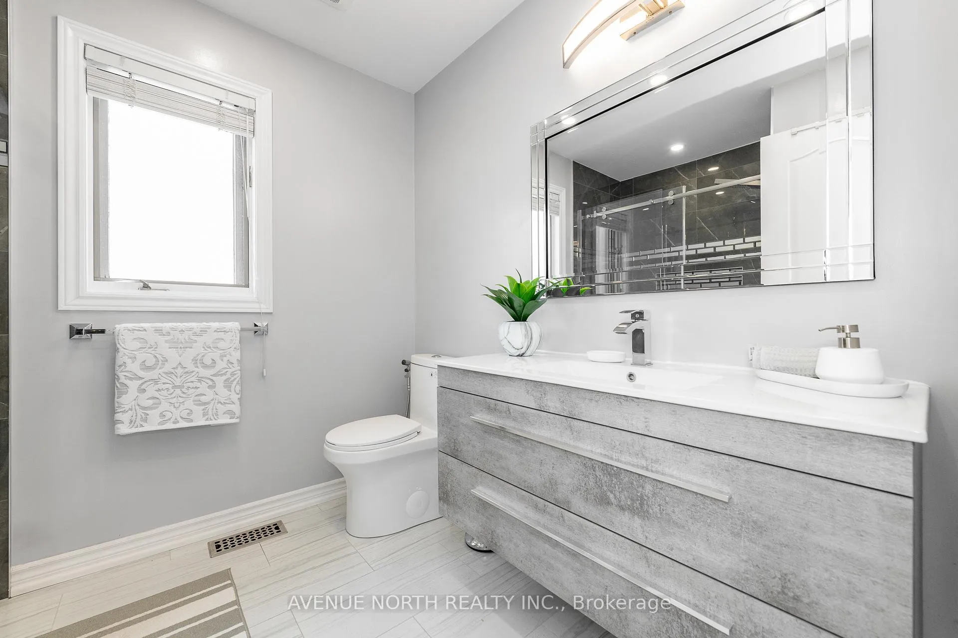 Photo 39 of 2163 Johnston Road, Ottawa, Hunt Club Park — HOMEH