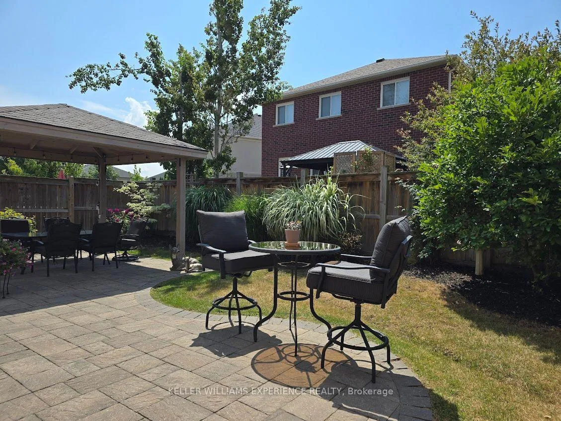 Photo 32 of 14 Charlemagne Avenue, Barrie, Innis-Shore — HOMEH