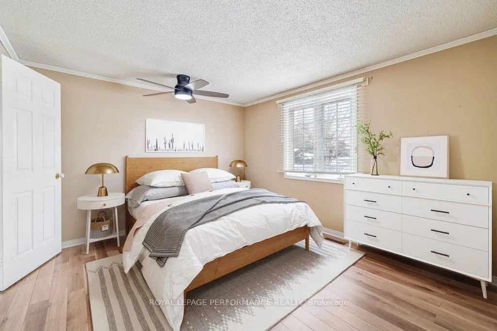 Photo 14 of 348 Amiens Street, Ottawa, Bilberry Creek/Queenswood Heights — HOMEH