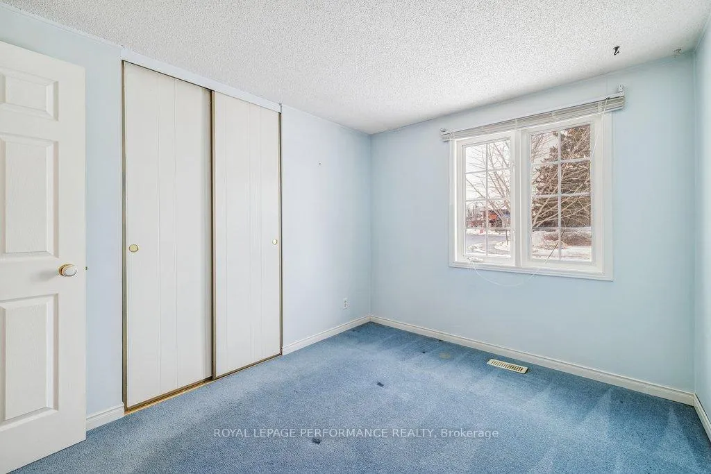 Photo 29 of 348 Amiens Street, Ottawa, Bilberry Creek/Queenswood Heights — HOMEH