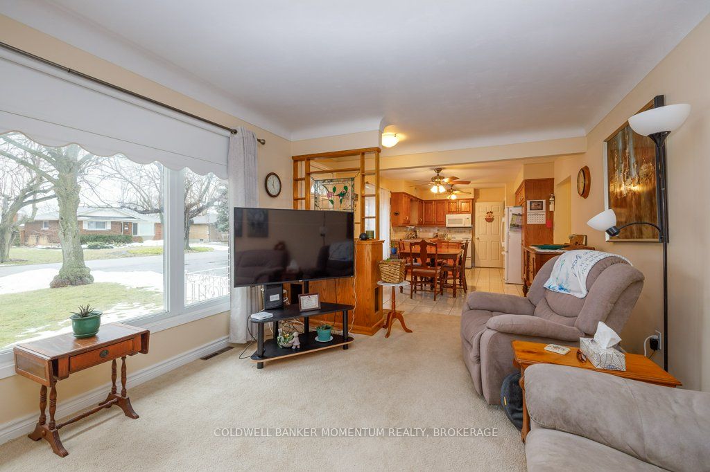 Photo 12 of 26 Howard Avenue, St. Catharines, Lakeport — HOMEH