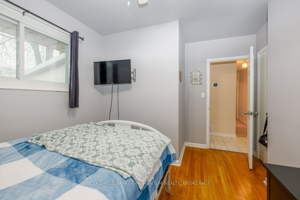 Photo 18 of 26 Howard Avenue, St. Catharines, Lakeport — HOMEH