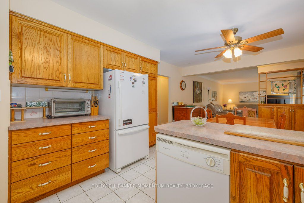 Photo 16 of 26 Howard Avenue, St. Catharines, Lakeport — HOMEH