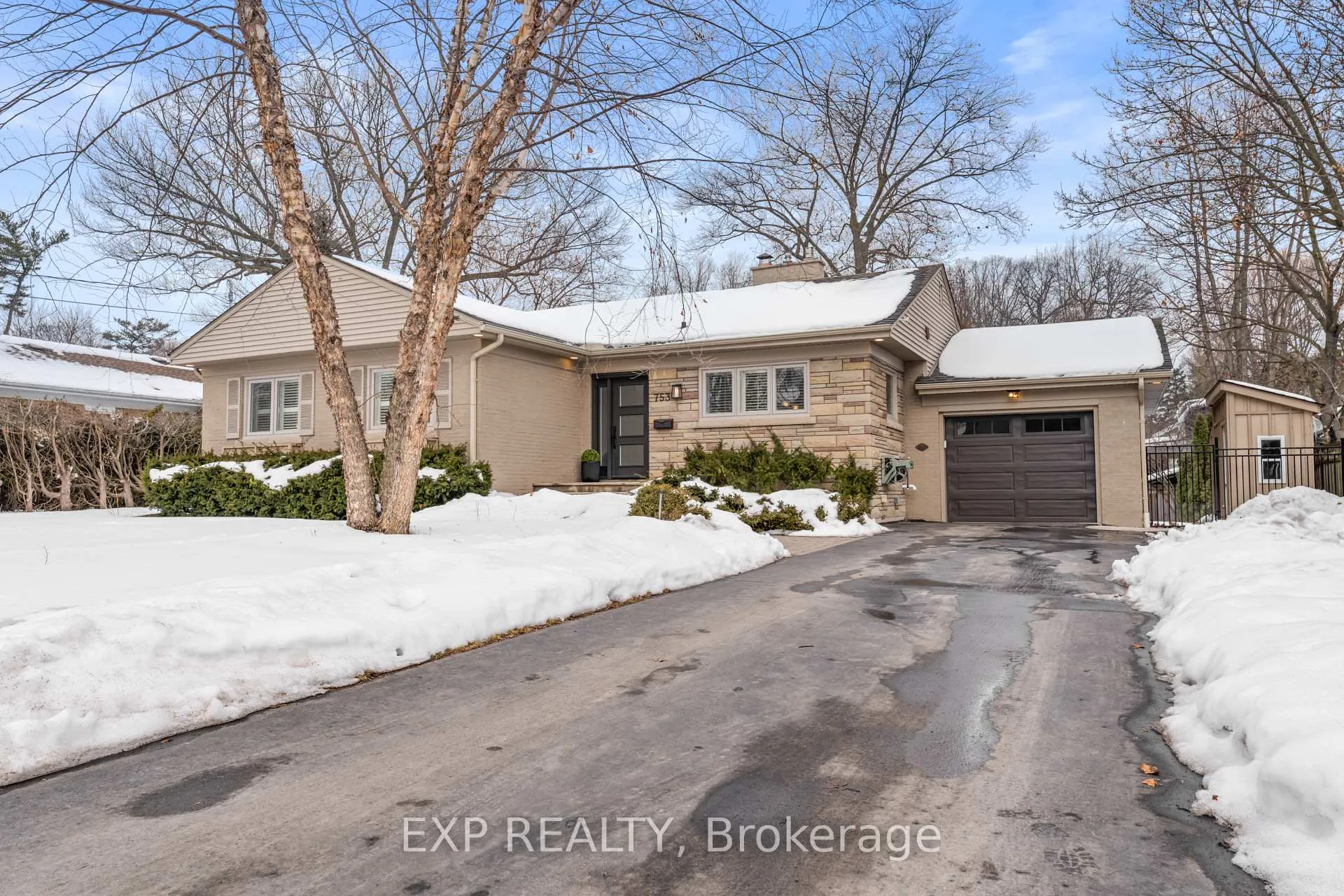 Photo 1 of 753 Kingsway Drive, Burlington, LaSalle — HOMEH