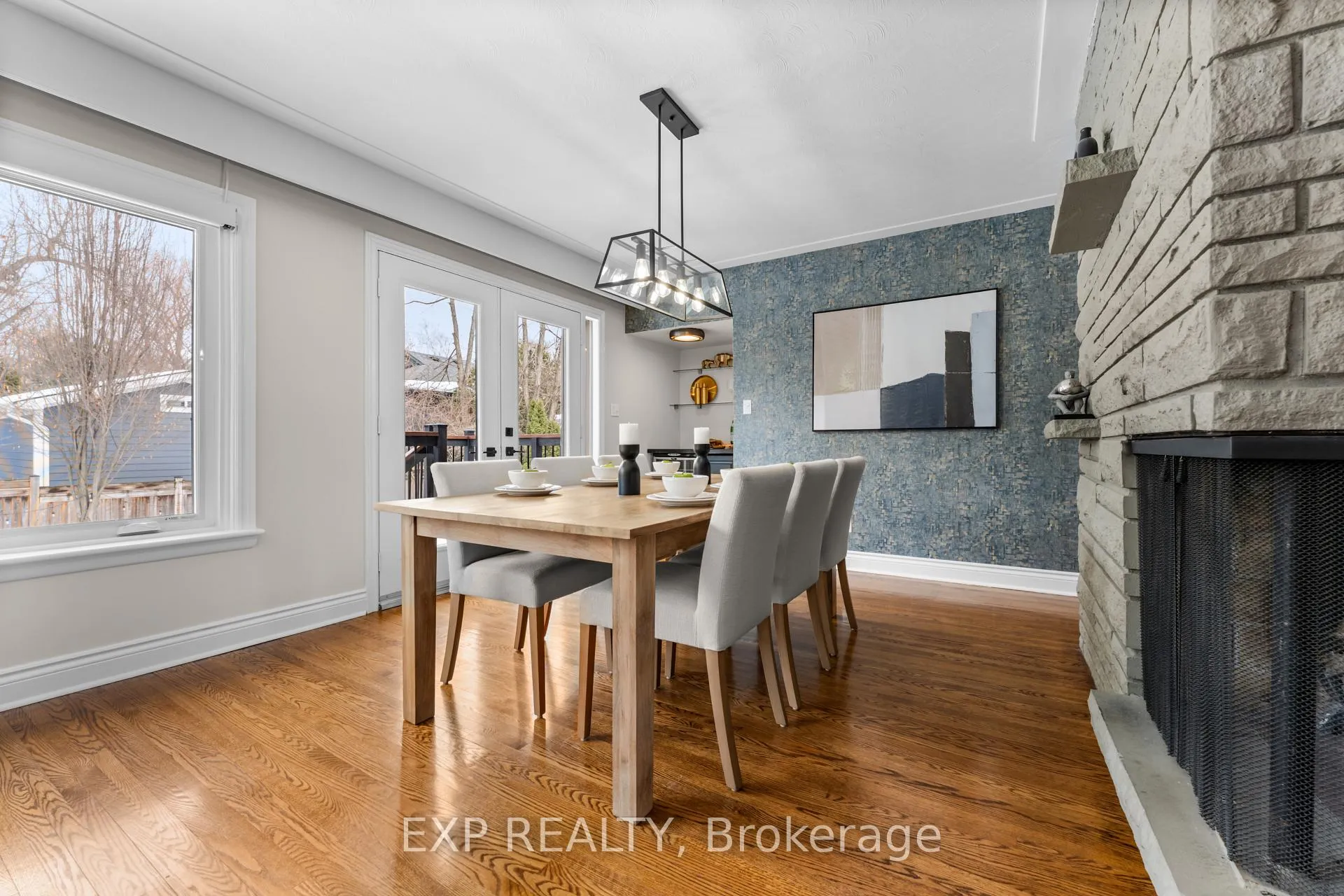 Photo 8 of 753 Kingsway Drive, Burlington, LaSalle — HOMEH