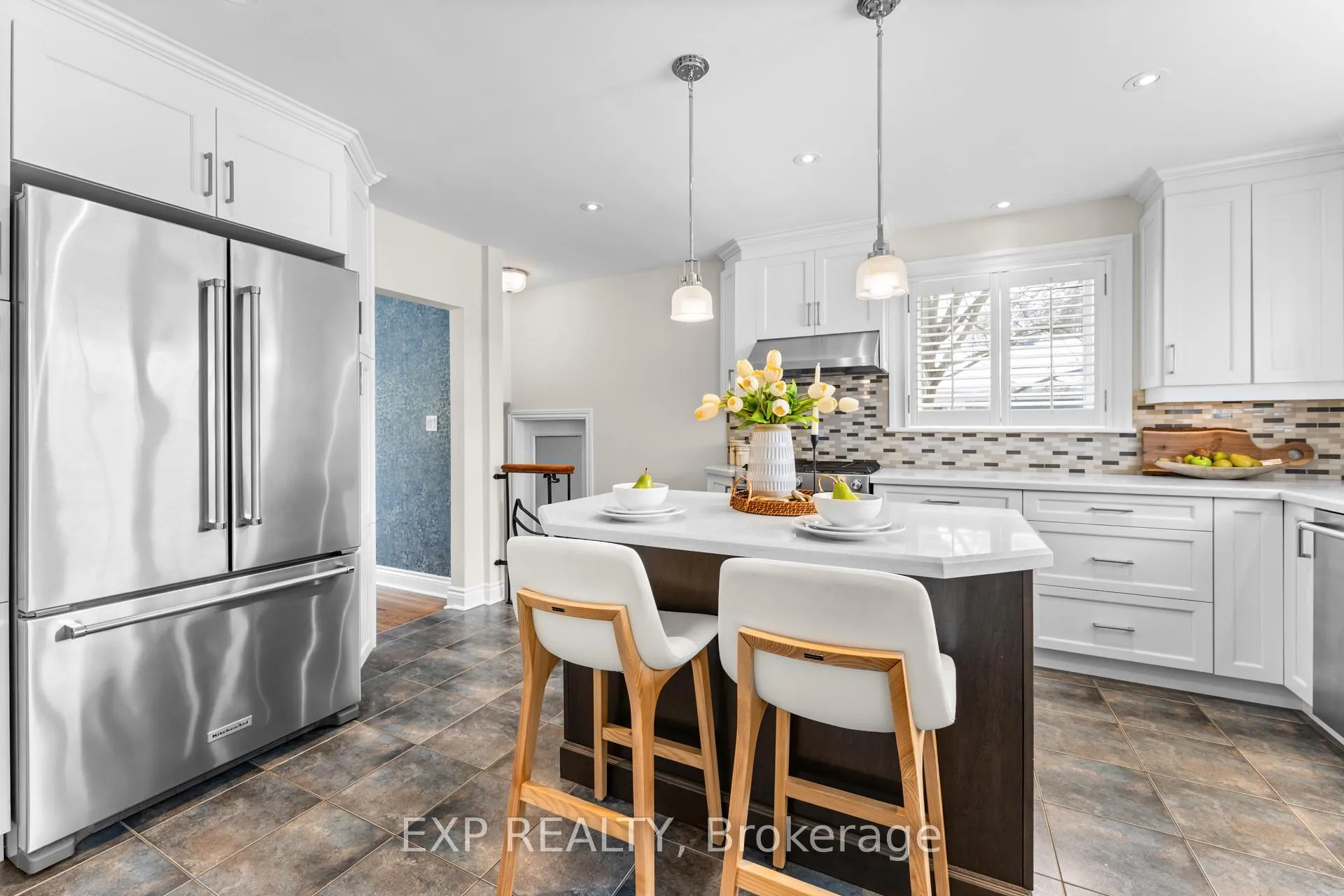 Photo 16 of 753 Kingsway Drive, Burlington, LaSalle — HOMEH