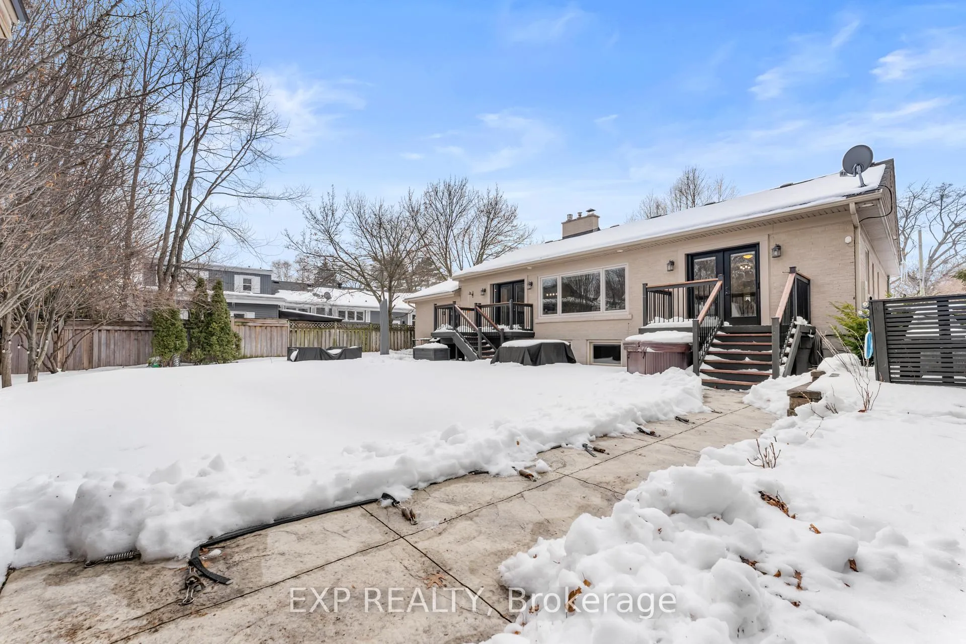 Photo 40 of 753 Kingsway Drive, Burlington, LaSalle — HOMEH