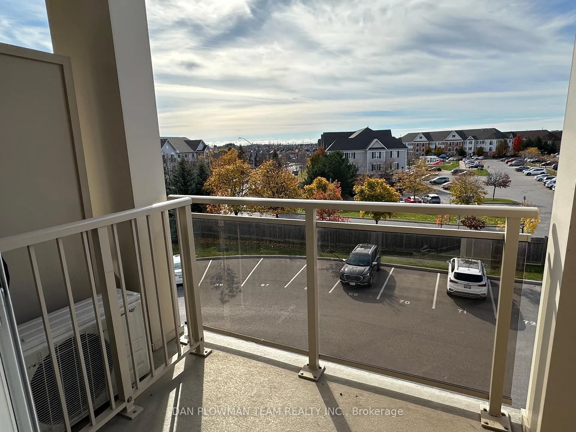 Photo 11 of Unit 320, 84 Aspen Springs Drive, Clarington, Bowmanville — HOMEH