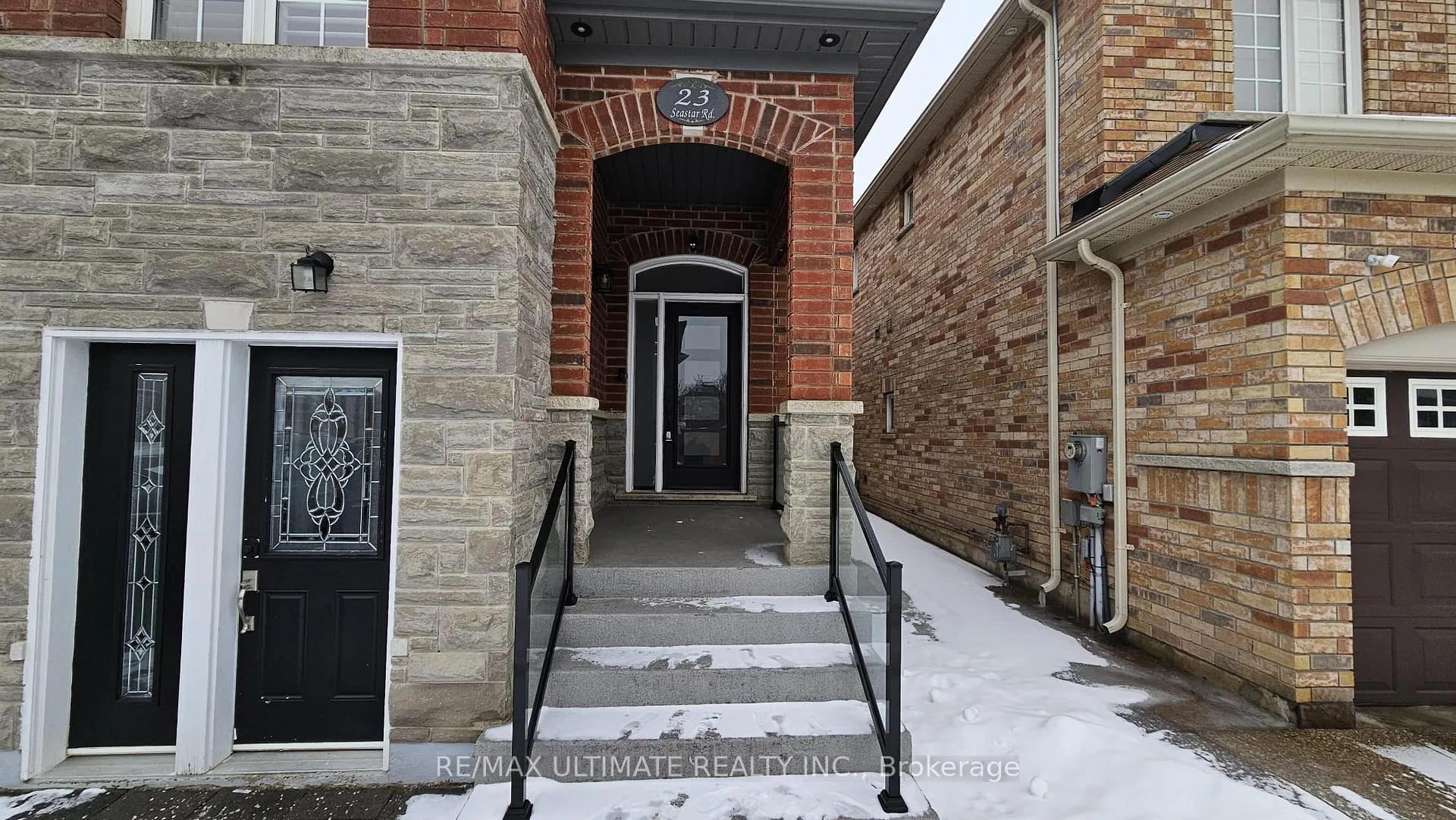 Photo 2 of 23 Seastar (Upper) Road, Brampton, Bram West — HOMEH
