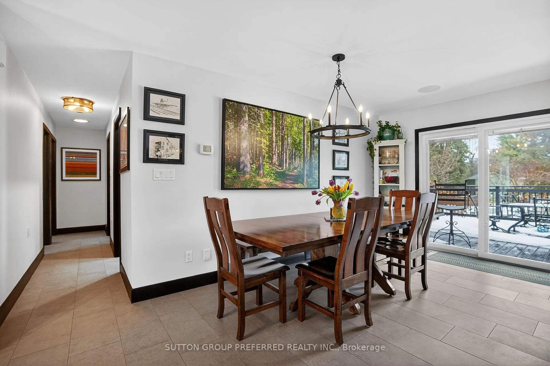 Photo 12 of 22270 Adelaide Road, Strathroy-Caradoc, Mount Brydges — HOMEH