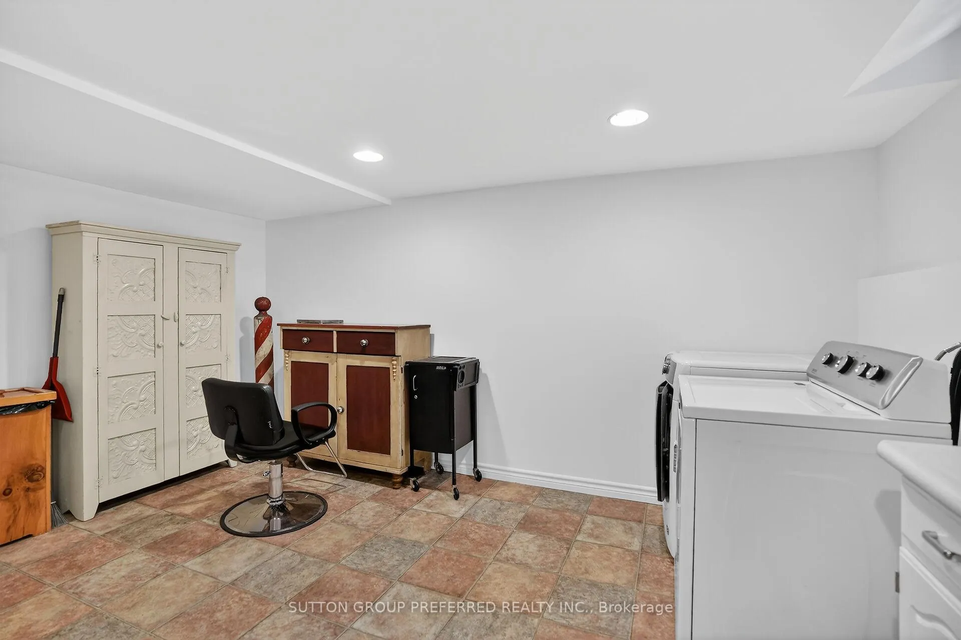 Photo 37 of 22270 Adelaide Road, Strathroy-Caradoc, Mount Brydges — HOMEH