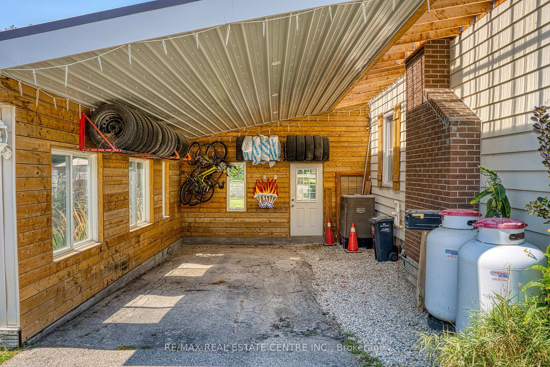 Photo 7 of 3070 Patrick Street, Howick — HOMEH