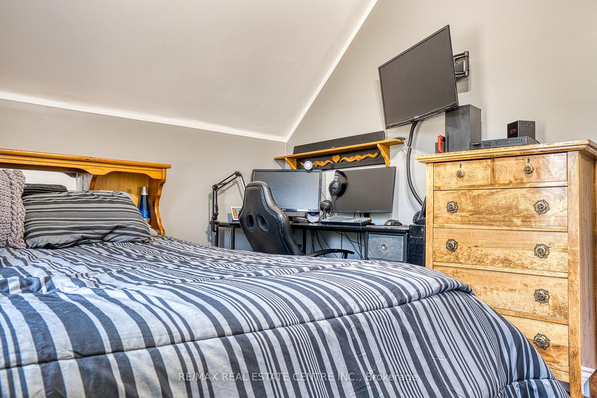 Photo 29 of 3070 Patrick Street, Howick — HOMEH