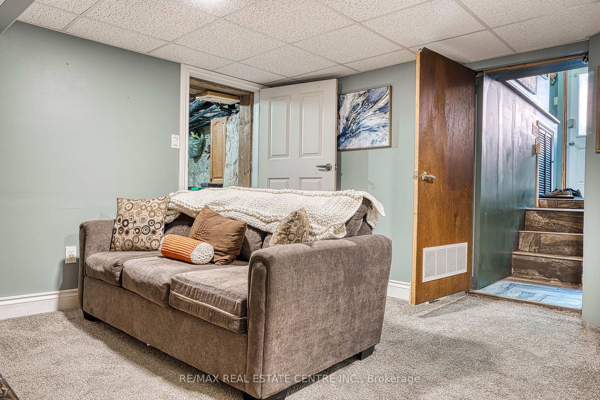 Photo 37 of 3070 Patrick Street, Howick — HOMEH