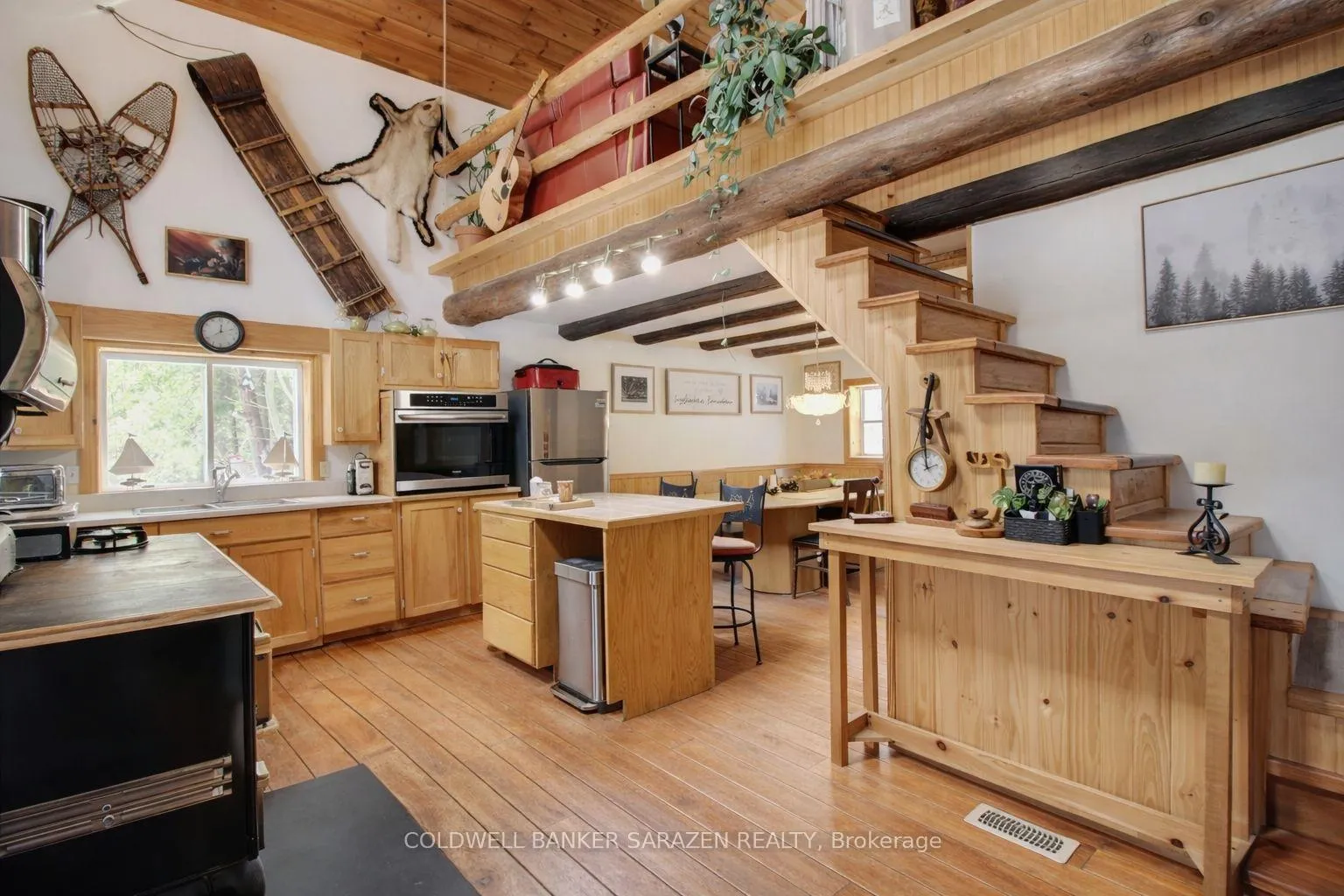 Photo 5 of 2920 White Lake Road, McNab/Braeside, Mcnab/Braeside Twps — HOMEH